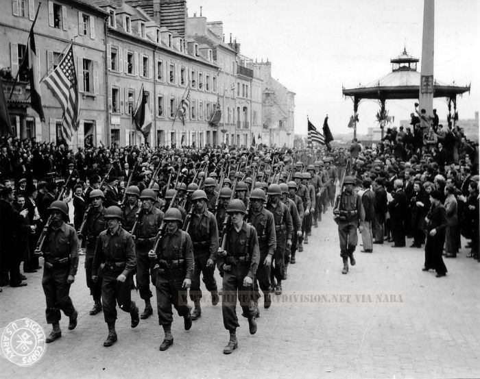 9th Infantry Division March in Cherbourg 1944