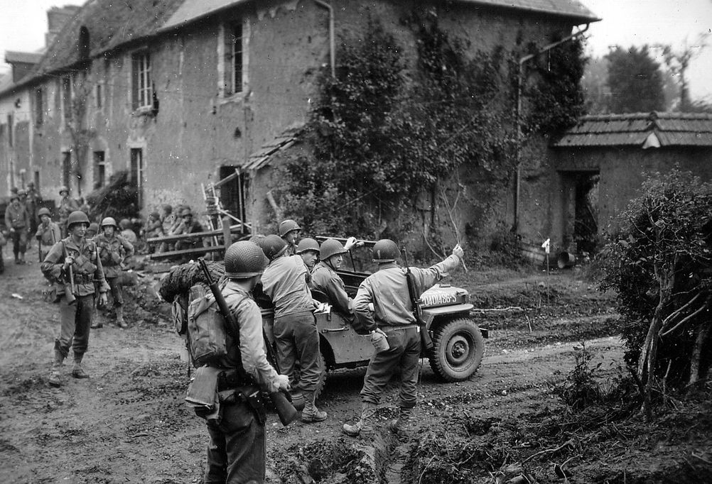 General Eddy in Normandy General Eddy in Normandy