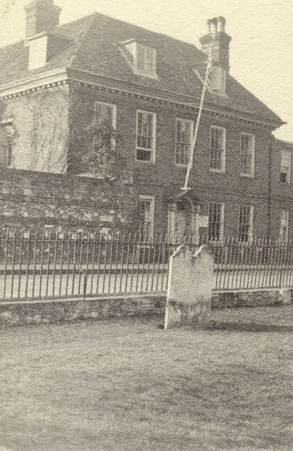 Red Cross Club - Winchester England - By Frank Lovell