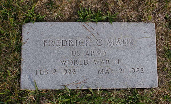 Fred Mauk Gravesite plaque